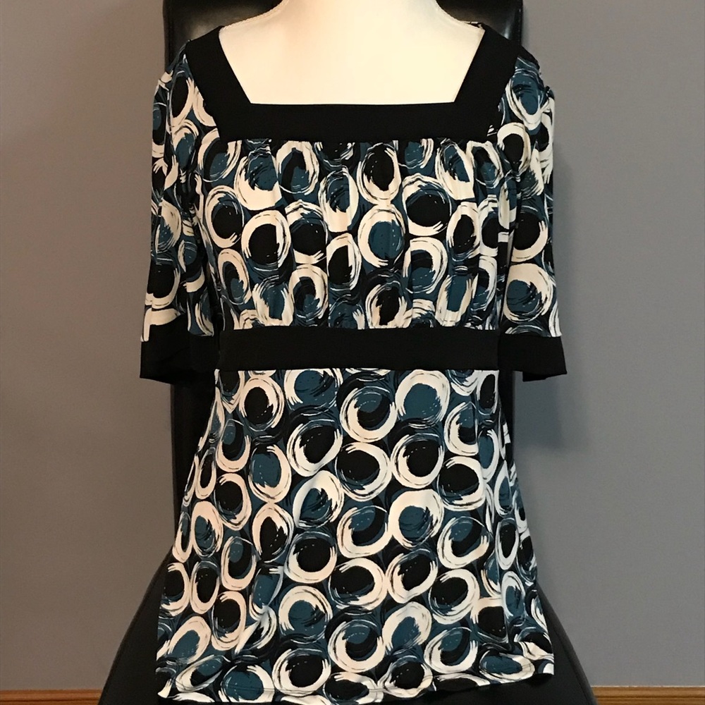 Geometric print shirt